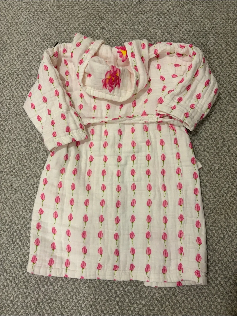 Kids MALABARBABY Hooded Bath Robe in White with tulips and water lilies